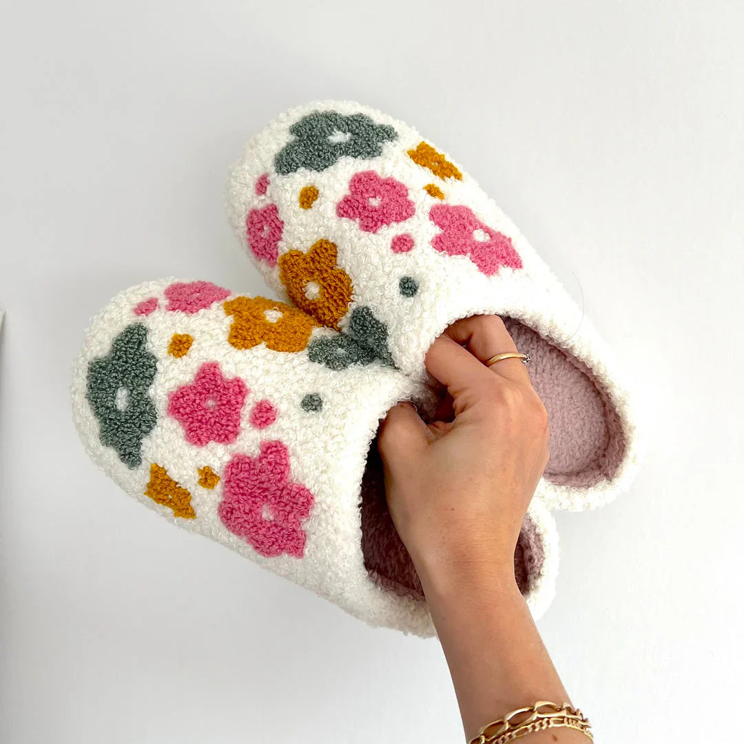 Valentina Chaussons Femme à Motif Floral – Pantoufles Intérieures Douces et Chaudes pour un Confort d’Hiver Cocooning