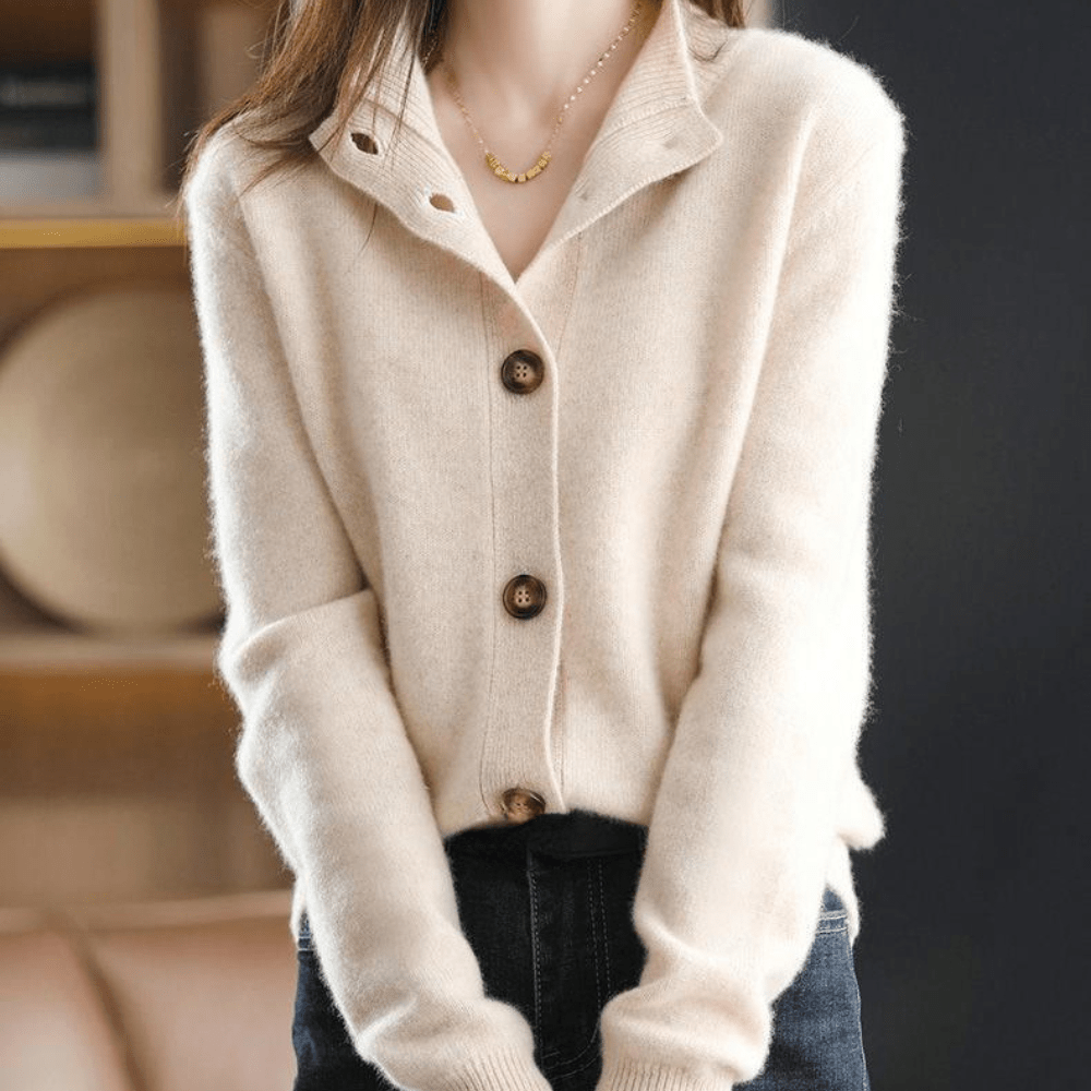 Marcy Cardigan Woman – Soft Knit with Collar, Elegant Buttoning & Comfortable Fit