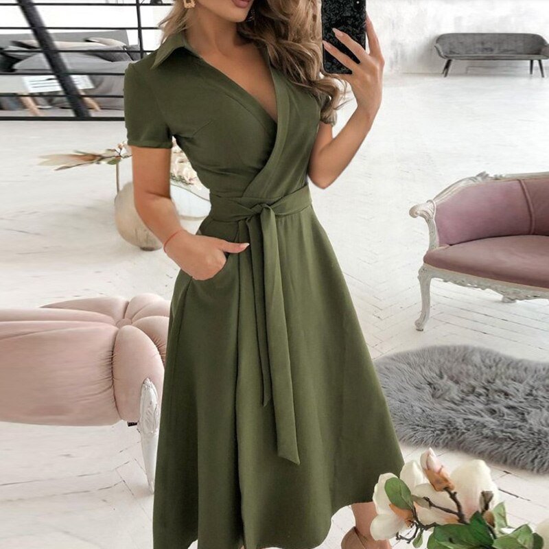 Abito elegante da donna Ella - Abito in cotone con vita aderente e stile classico versatile