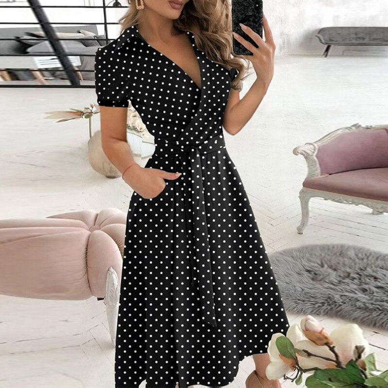 Abito elegante da donna Ella - Abito in cotone con vita aderente e stile classico versatile