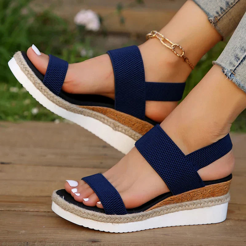 Sandali con plateau da donna Anna - Cinturini elastici e comodi sandali estivi con un look elegante