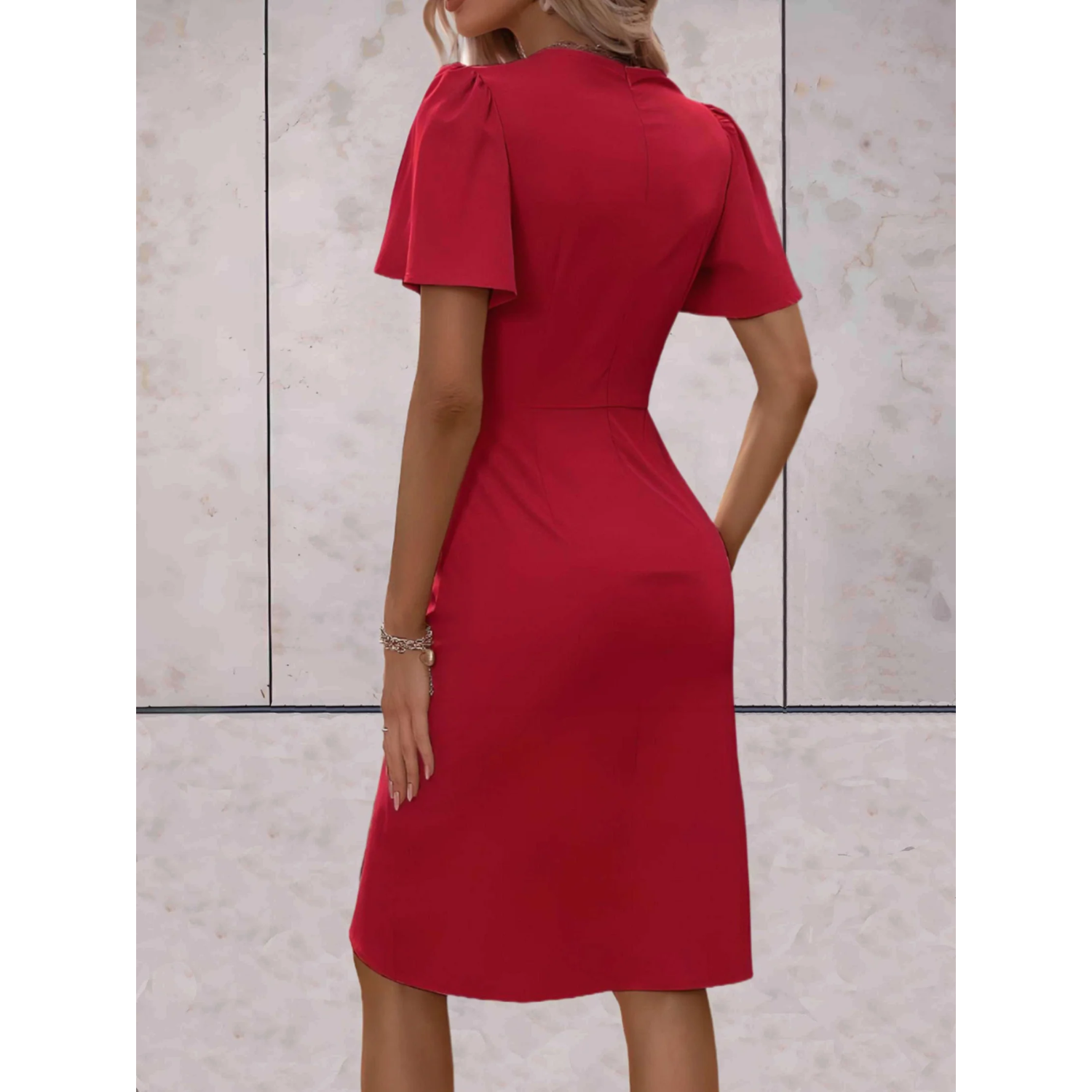 Abito avvolgente da donna Evelina: elegante, aderente e comodo per tutte le occasioni