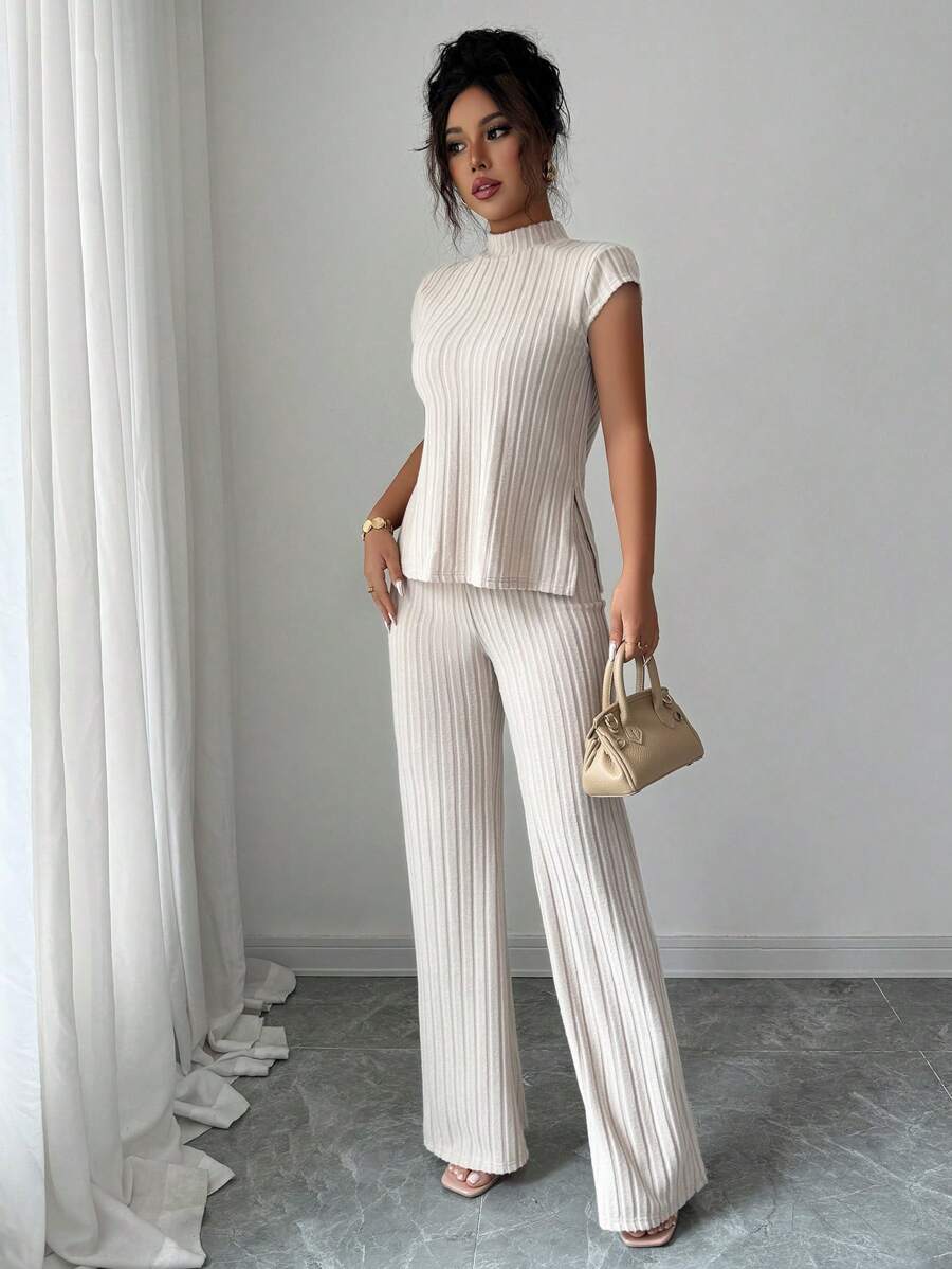 Remi Ensemble Femme – Ensemble Côtelé Deux Pièces Chic avec Haut Ajusté & Pantalon Moderne