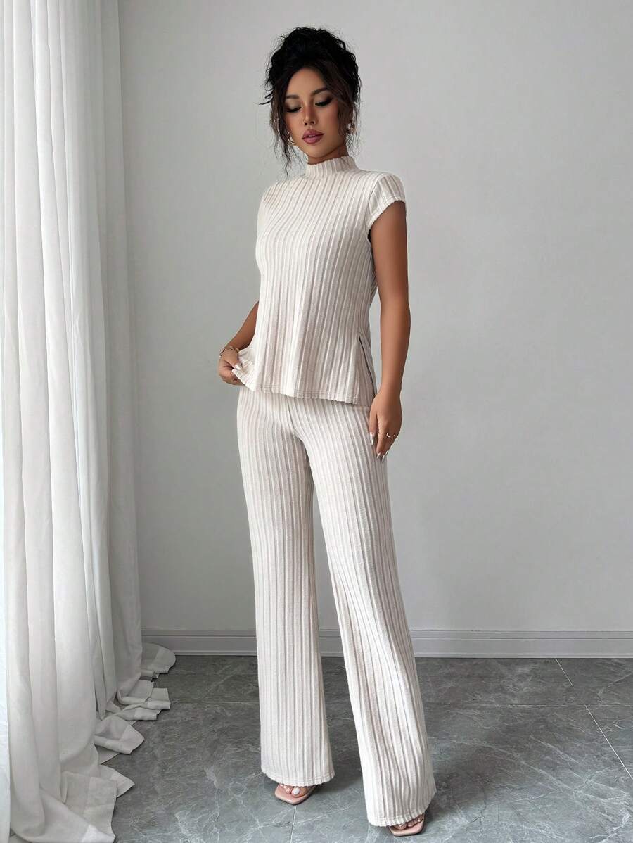 Remi Ensemble Femme – Ensemble Côtelé Deux Pièces Chic avec Haut Ajusté & Pantalon Moderne