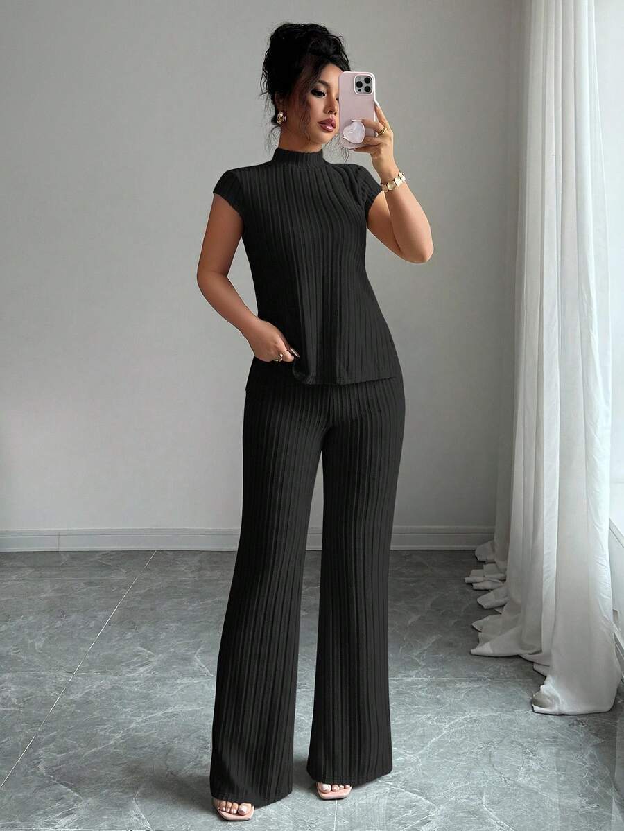 Remi Ensemble Femme – Ensemble Côtelé Deux Pièces Chic avec Haut Ajusté & Pantalon Moderne