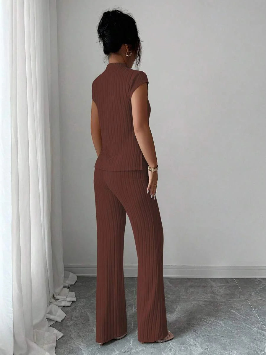 Remi Ensemble Femme – Ensemble Côtelé Deux Pièces Chic avec Haut Ajusté & Pantalon Moderne