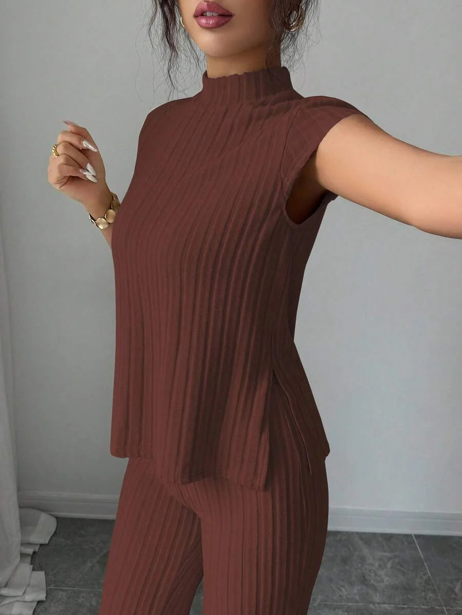 Remi Ensemble Femme – Ensemble Côtelé Deux Pièces Chic avec Haut Ajusté & Pantalon Moderne