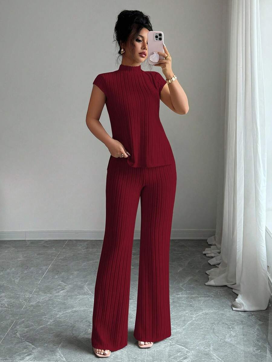 Remi Ensemble Femme – Ensemble Côtelé Deux Pièces Chic avec Haut Ajusté & Pantalon Moderne