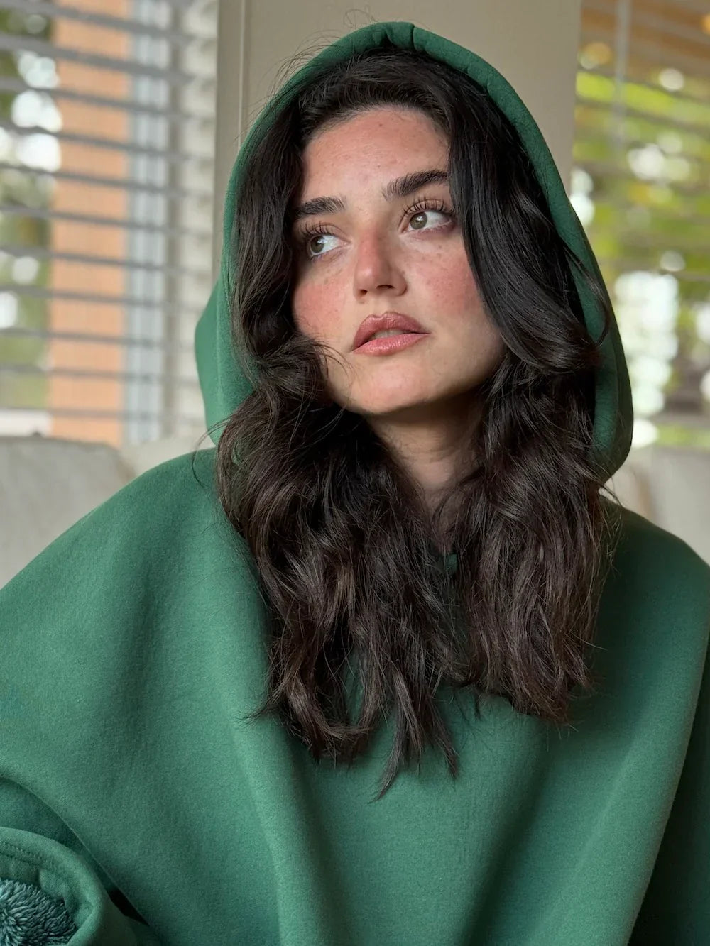 Eden Hoodie Blanket – Sweat à Capuche Oversize en Polaire Douce avec Confort Chaud & Respirant