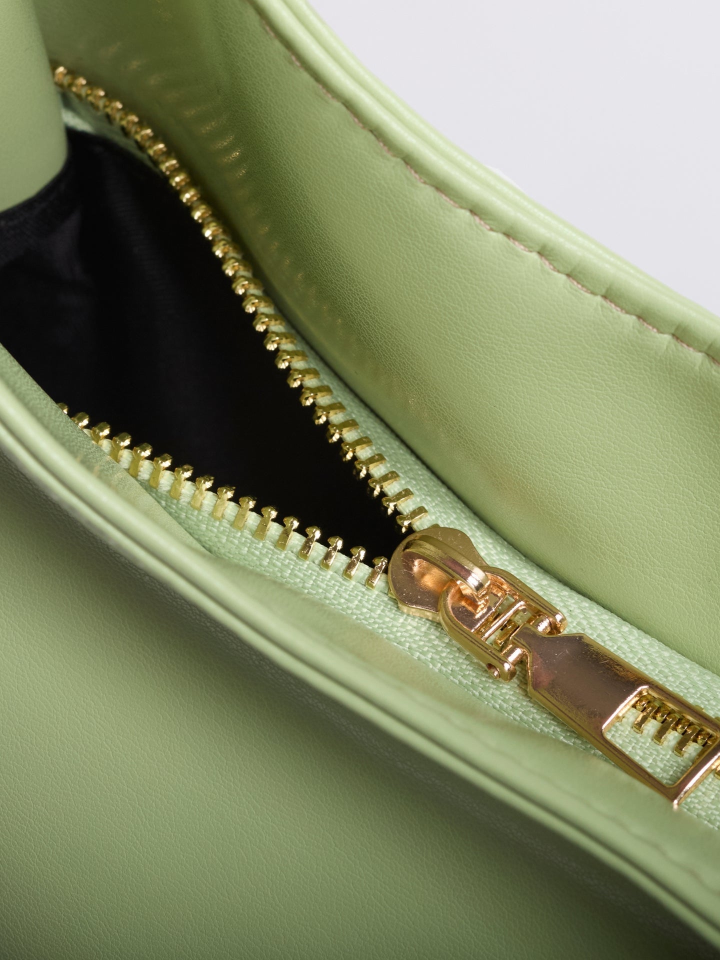 Luciana Sac Femme Épaule Vegan – Hobo Minimaliste Élégant & Spacieux 13"