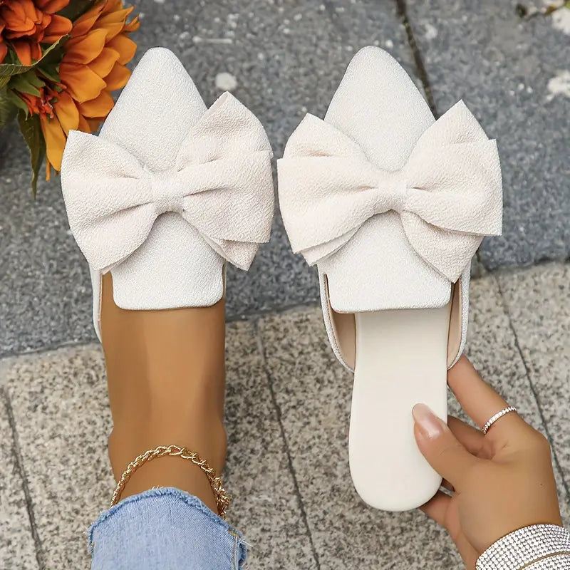 Mules da donna Dani - Eleganti pantofole piatte con punta a punta e fiocco per il comfort quotidiano