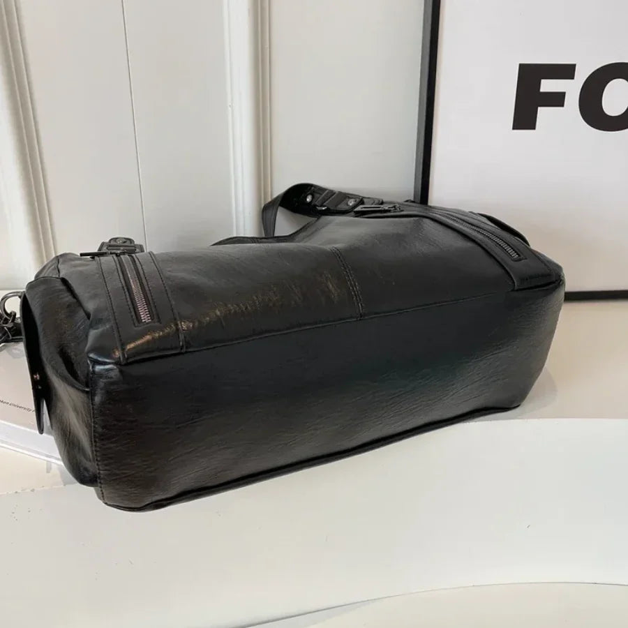 Borsa a tracolla da donna Dakota - Elegante borsa in pelle con tracolla regolabile e design spazioso