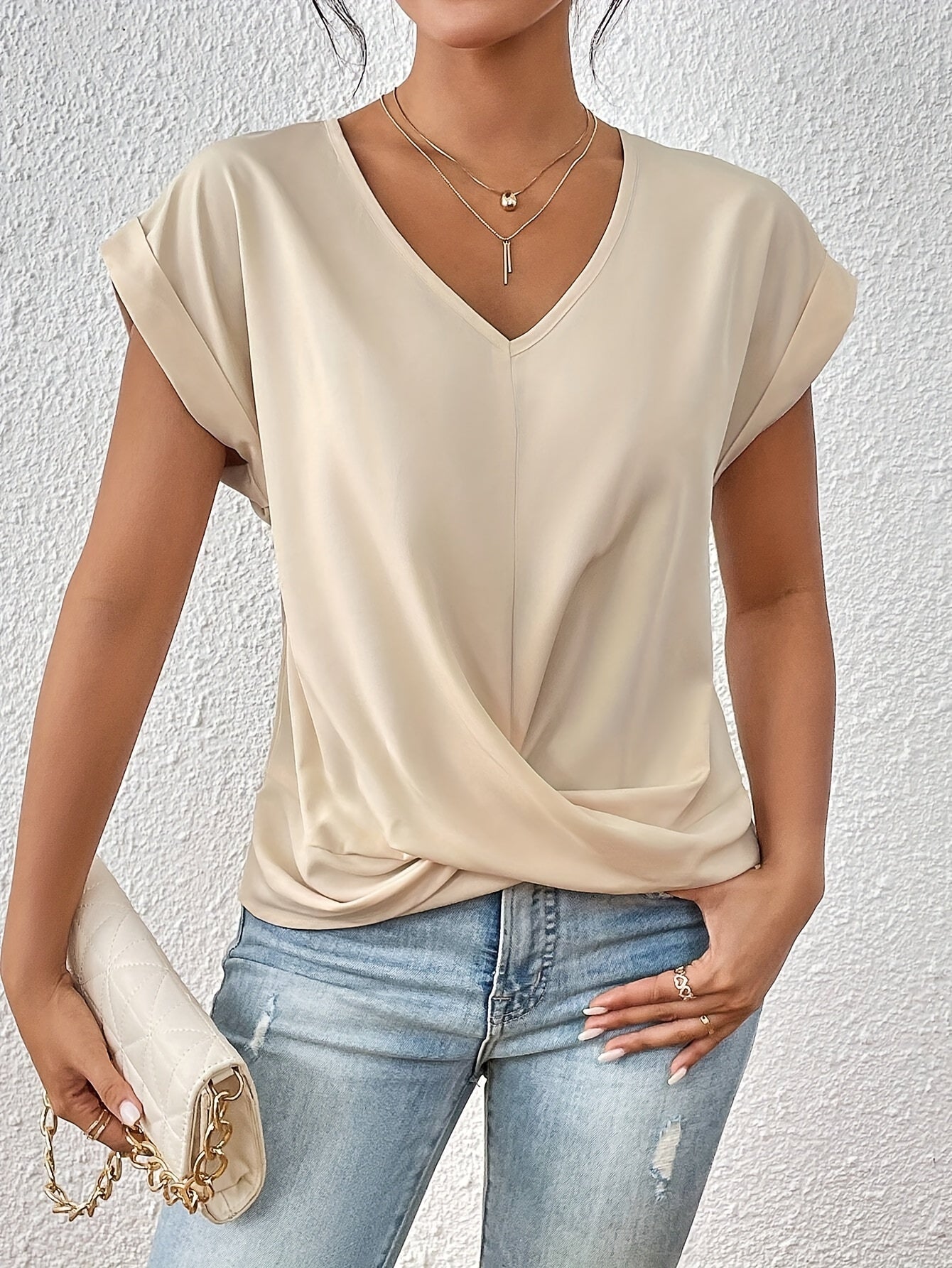 Top da donna Yasmine – Scollo a V con fiocco, drappeggio elegante e vestibilità comoda