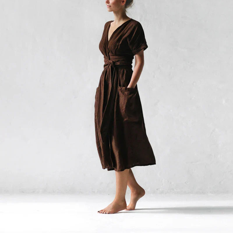 Abito in lino da donna Savannah - Abito avvolgente a maniche corte con vestibilità elegante e rilassata
