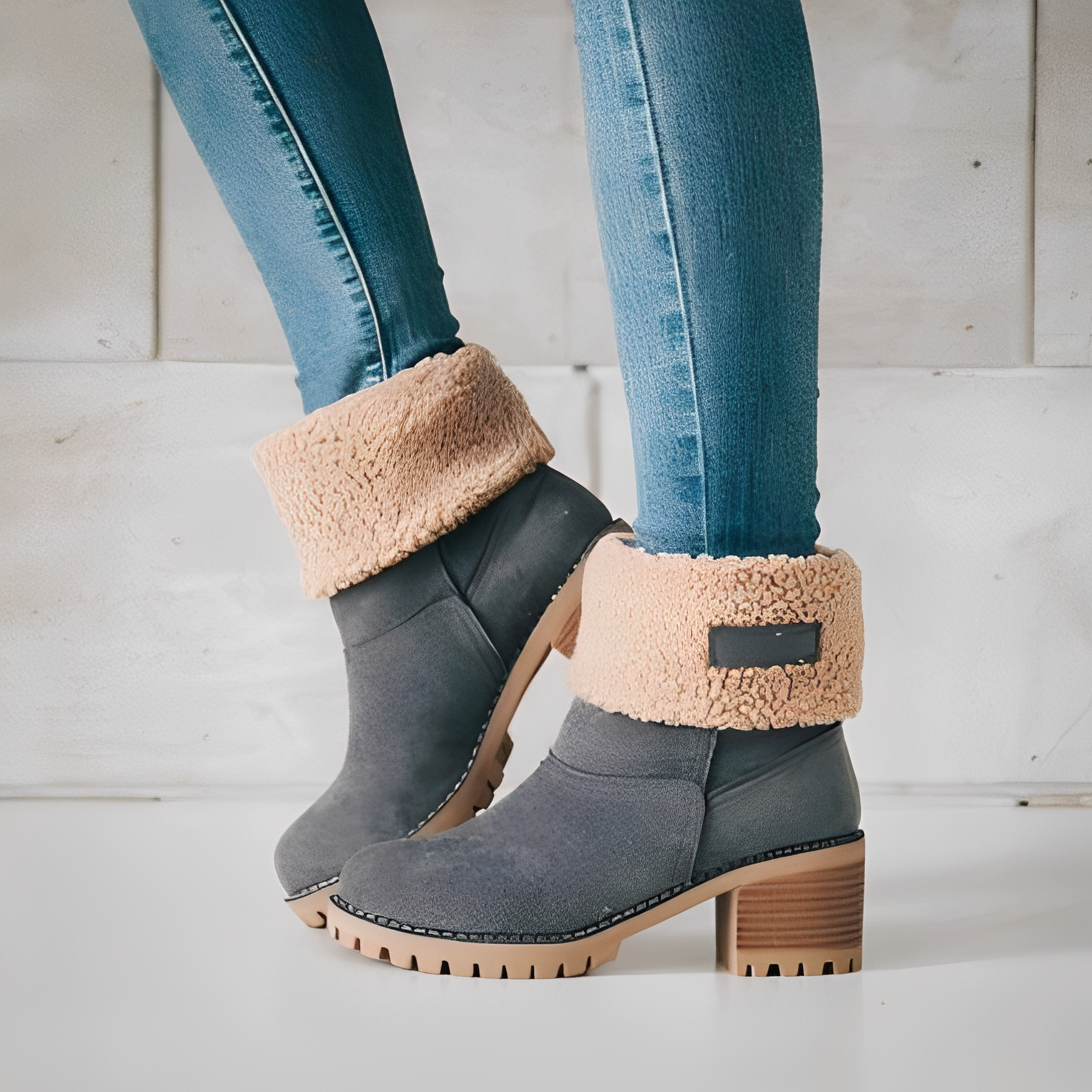 Joella Bottes d’Hiver en Daim pour Femme – Chaussures Élégantes et Chaudes avec Semelle Antidérapante pour Temps Froid