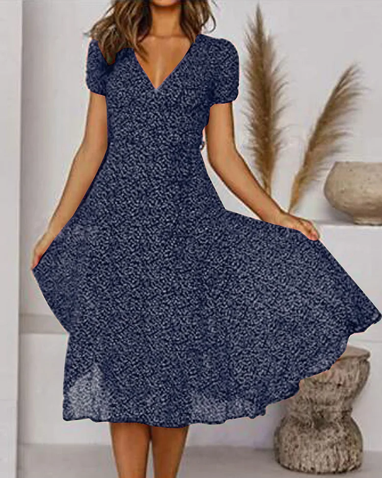 Abito in chiffon da donna Élise – Stampa floreale leggera, scollo a V e vestibilità estiva fluida
