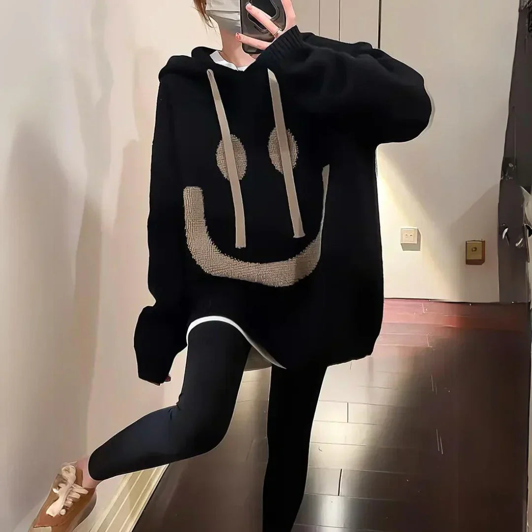 Ailany Sweat à Capuche Oversize Femme – Pull en Maille Douce avec Imprimé Smiley Ludique & Coupe Décontractée
