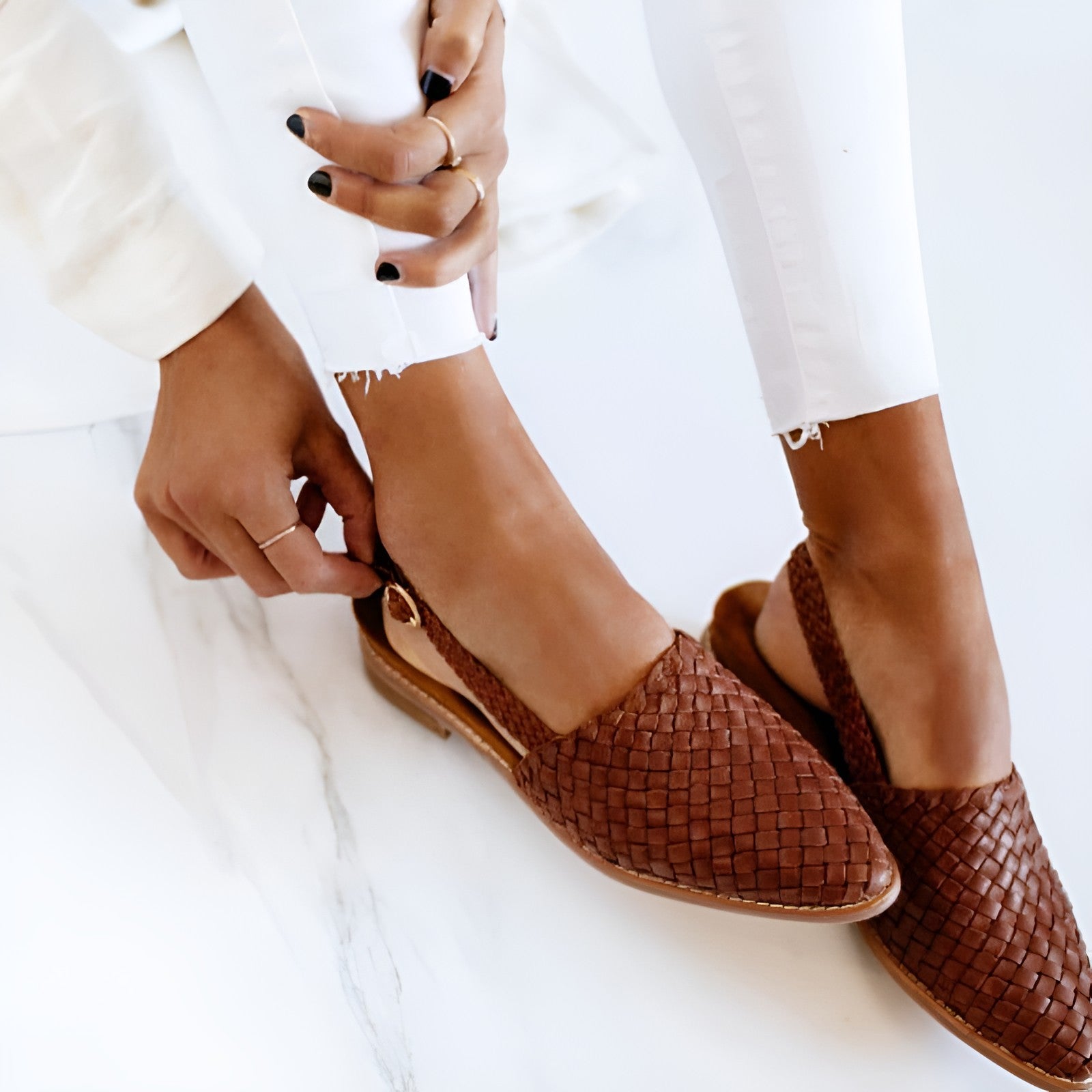 Leslie - Slingback piatte da donna - Elegante design intrecciato, punta affilata e cinturino regolabile
