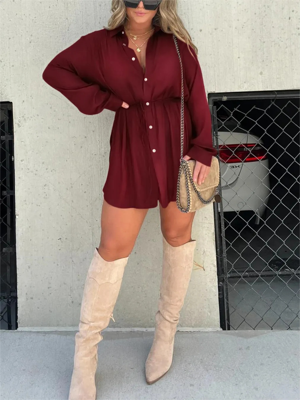 Abito tuta da donna Tamara - Elegante con pantaloncini incorporati e cintura in vita