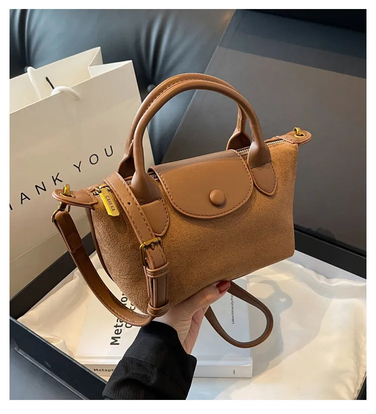 Gemma Sac à Main Femme – Sac Similicuir Compact avec Bandoulière Réglable & Détails Dorés