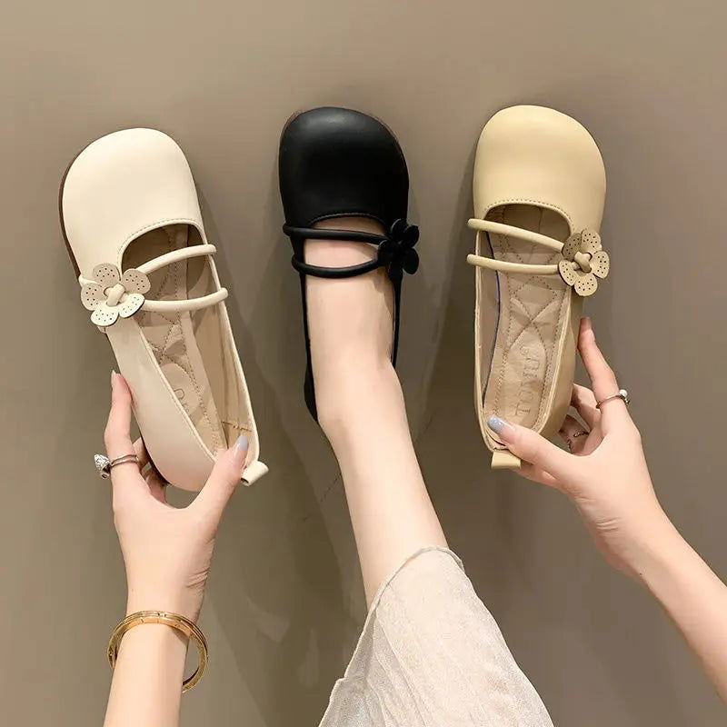 Ballerine da donna Clara - Scarpe eleganti con delicato fiore e comodo doppio cinturino