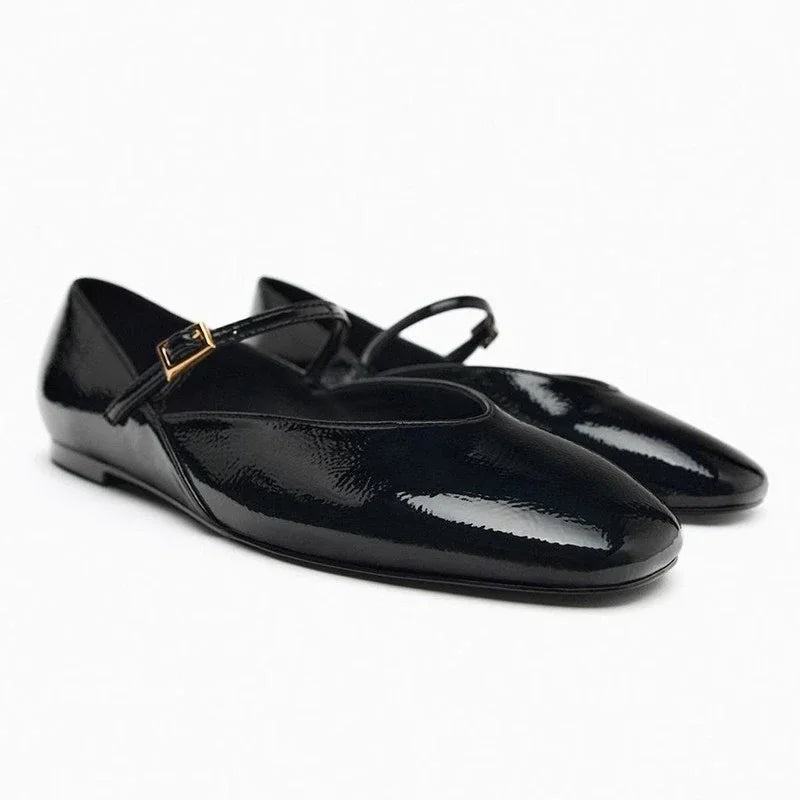 Ballerine da donna Kali - Scarpe eleganti e comode in vernice lucida