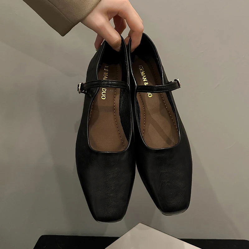 Ballerine da donna Sophie - Scarpe eleganti con cinturino regolabile e design senza tempo
