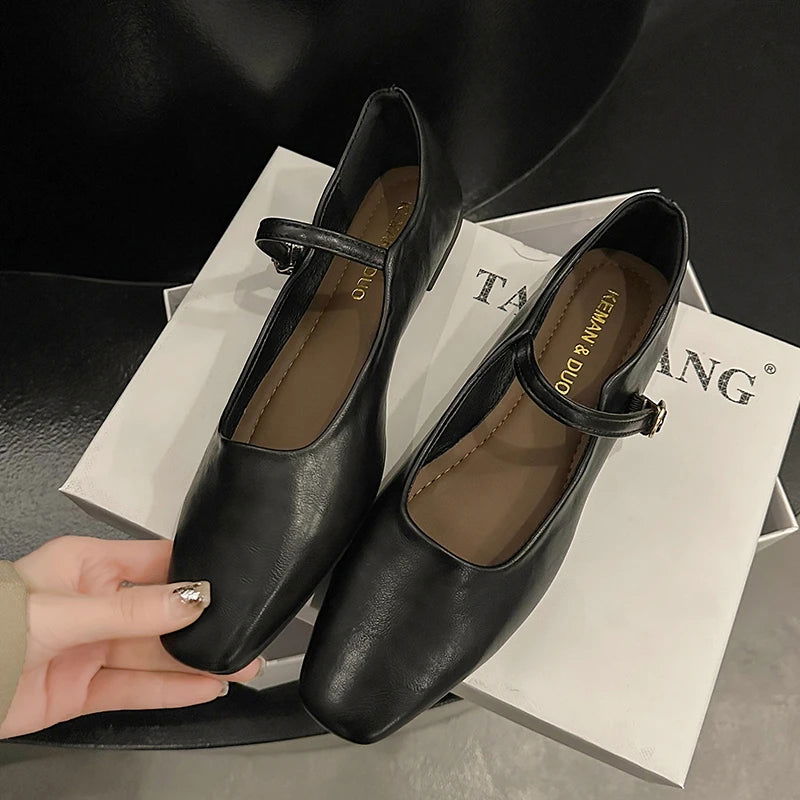Ballerine da donna Sophie - Scarpe eleganti con cinturino regolabile e design senza tempo