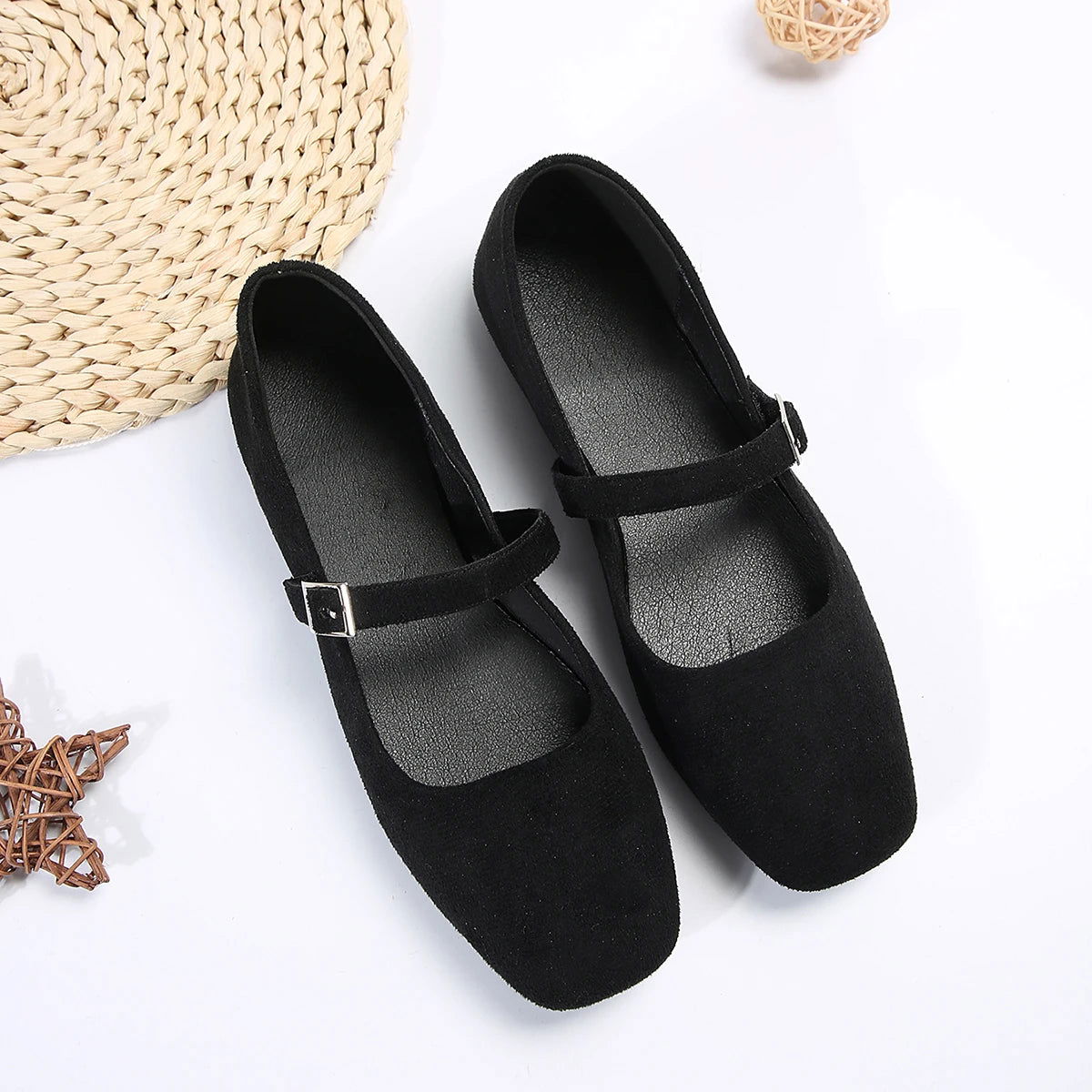 Ballerine da donna Kamila: eleganti scarpe con cinturino singolo e comfort quotidiano