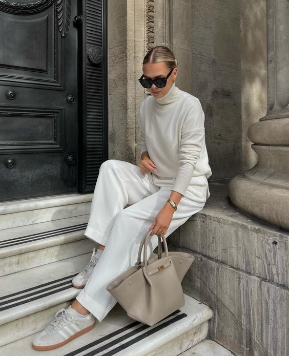 Celestina Sac à Main Femme – Élégant en Cuir Vegan Durable avec Fermoir Doré et Grand Espace