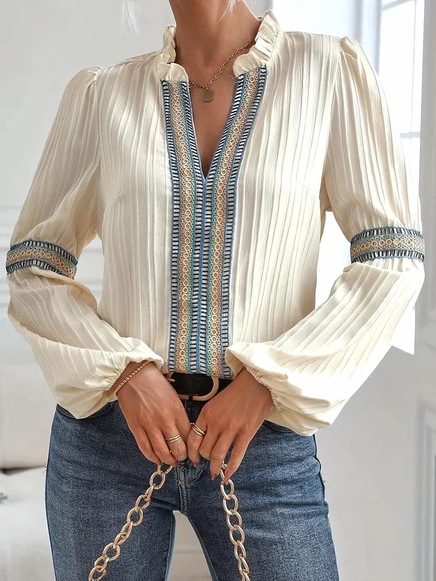 Camicetta boho da donna Caroline: elegante e leggera camicetta in stile bohémien con dettagli moderni