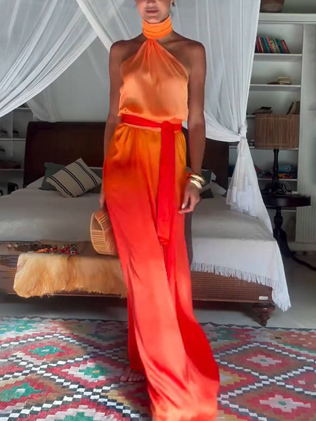 Abito da spiaggia da donna Dione - Abito lungo sfumato con scollo all'americana e schiena scoperta per uno stile estivo