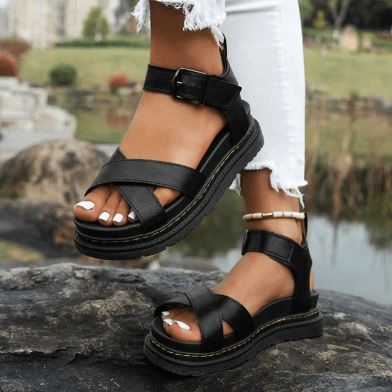 Sandali con plateau da donna Celandine con fibbia - Cinturino regolabile, soletta imbottita e resistenti di Looksy