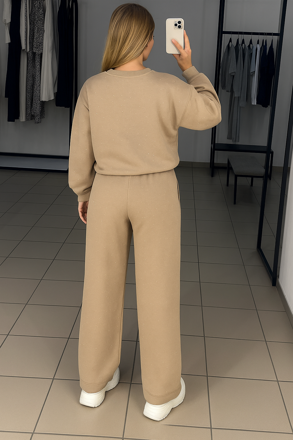 Aria Ensemble Loungewear Femme – Tenue Confortable avec Détails Strass & Coupe Relaxed