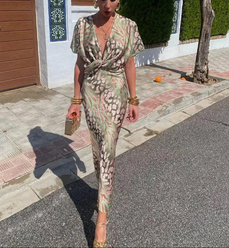 Abito midi da donna Lyn - Elegante abito con scollo a V, dettaglio intrecciato e vestibilità aderente