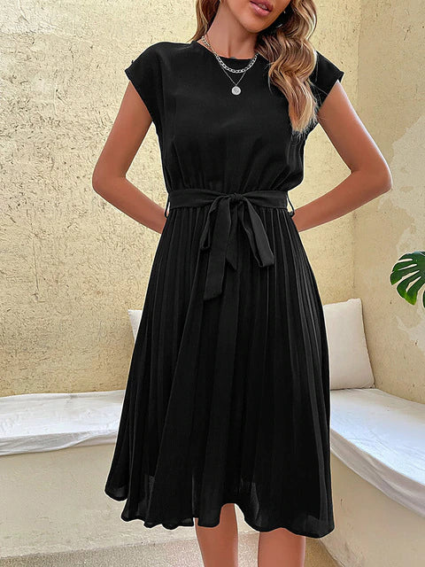 Abito estivo elegante Feline – Abito leggero e femminile con taglio fluido e dettagli raffinati