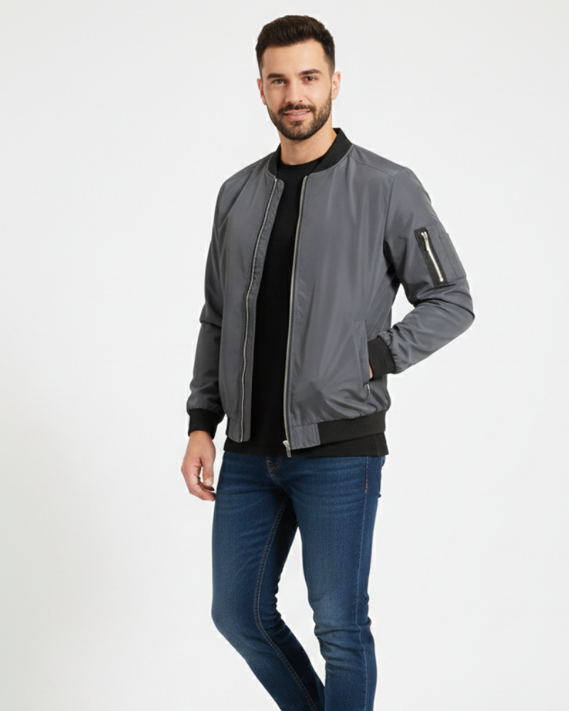 Zenio Bomber Hombre Essensio – Chaqueta Ligera Repelente al Agua con Cremallera y Acabados Acanalados