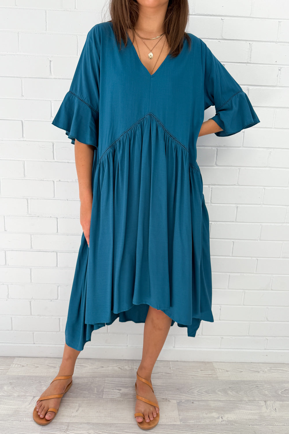 Laguna Robe Oversize Femme – Robe d'Été Aérée avec Coupe Ample & Design Minimaliste