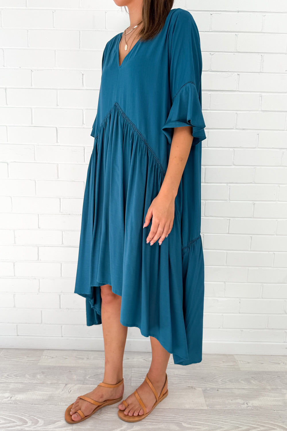 Laguna Robe Oversize Femme – Robe d'Été Aérée avec Coupe Ample & Design Minimaliste