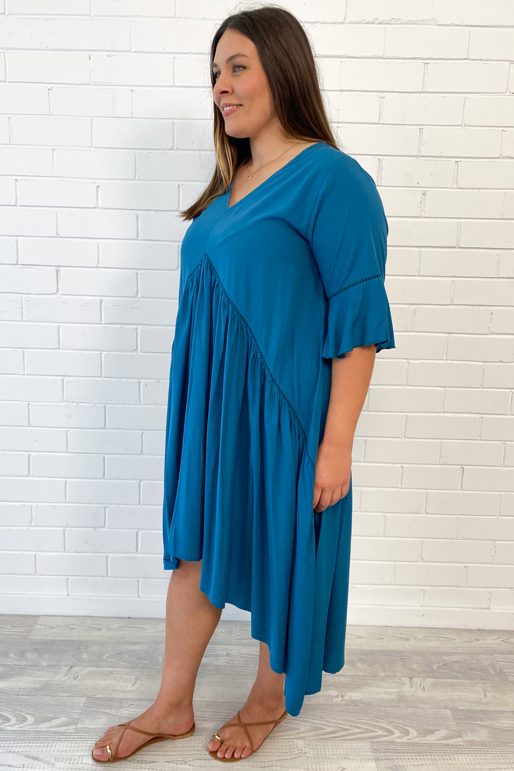 Laguna Robe Oversize Femme – Robe d'Été Aérée avec Coupe Ample & Design Minimaliste