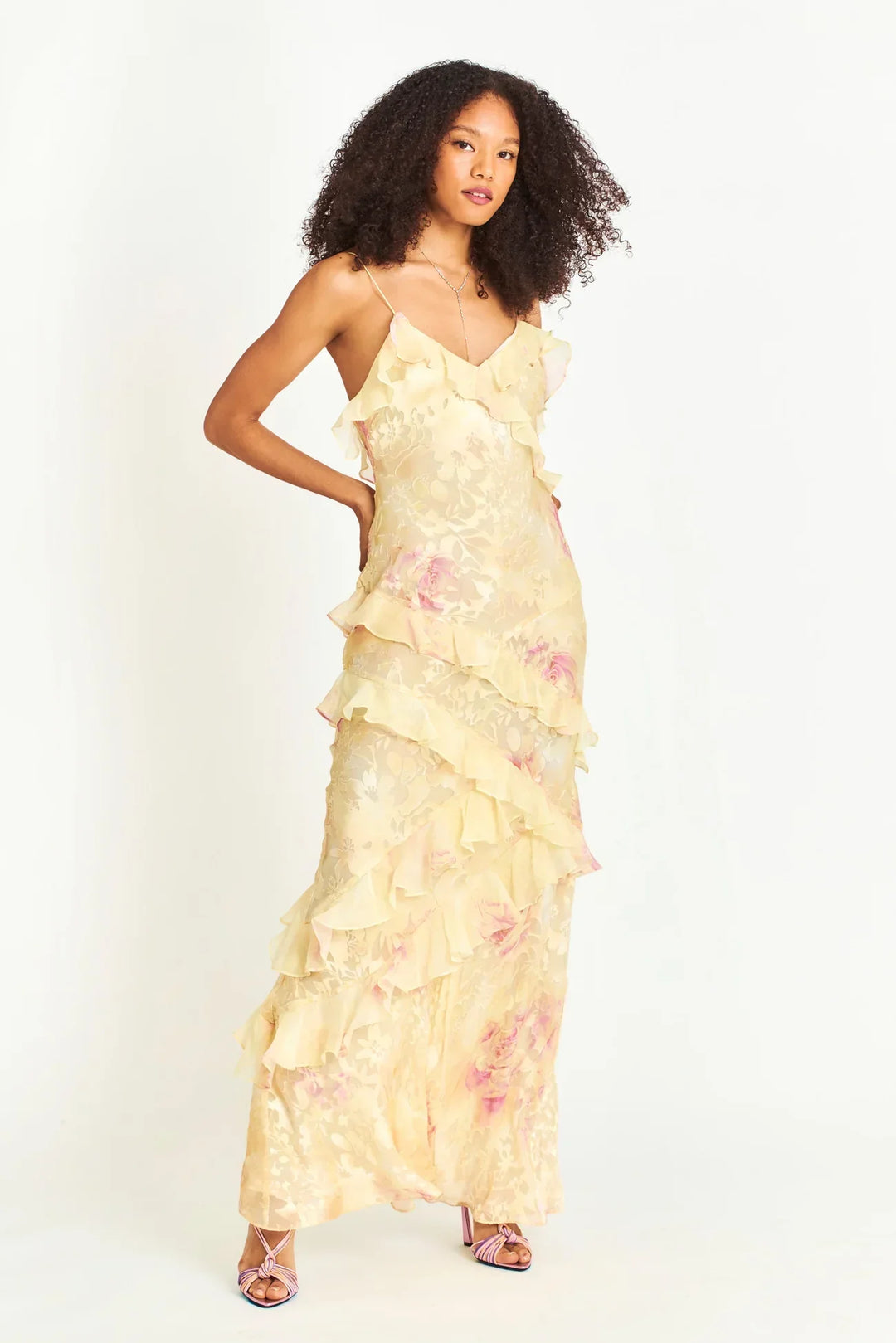 Abito lungo da donna Estella - Elegante abito con volant, schiena scoperta e vestibilità fluida