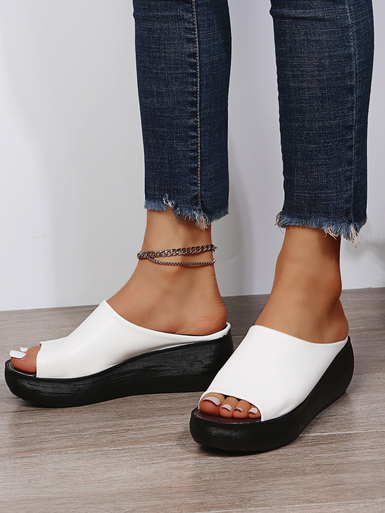 Sandali da donna Eliana - Zeppe comode con punta aperta e design estivo traspirante