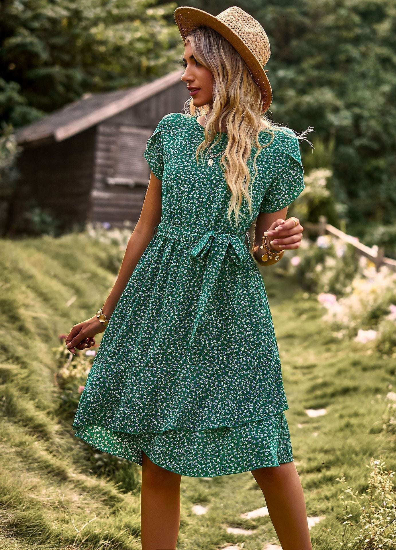 Annabel Robe d’Été Femme – Robe Fleurie Légère avec Décolleté en V, Ceinture à la Taille & Manches Courtes
