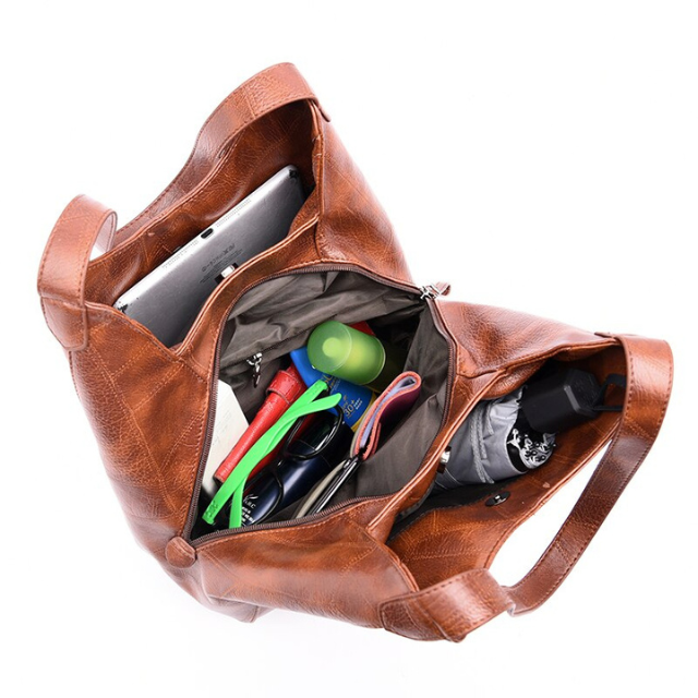 Elowen Sac à Épaule Femme – Luxe en Cuir Véritable avec Design Intemporel et Compartiments Pratiques