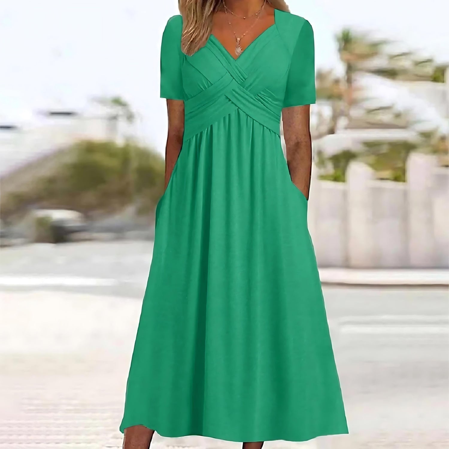Abito midi da donna Queenie - Elegante abito estivo con scollo a V e maniche corte leggere