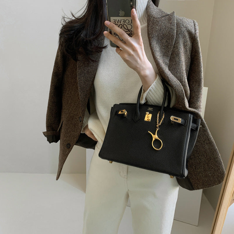 Kennedi Veste Femme – Blazer Classique Élégant et Polyvalent pour Tenues Décontractées & Formelles