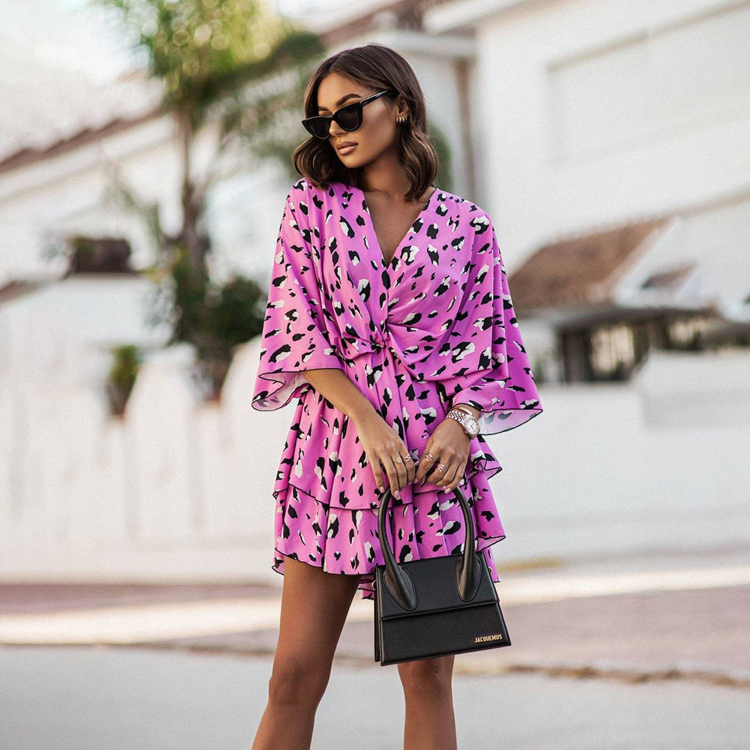 Mini abito da donna Fatima - Elegante abito corto con taglio aderente e look alla moda