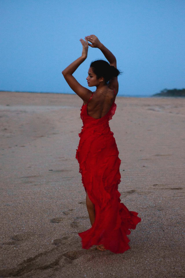 Abito lungo da donna Ashtine - Abito estivo leggero con volant, gonna a balze e look da spiaggia