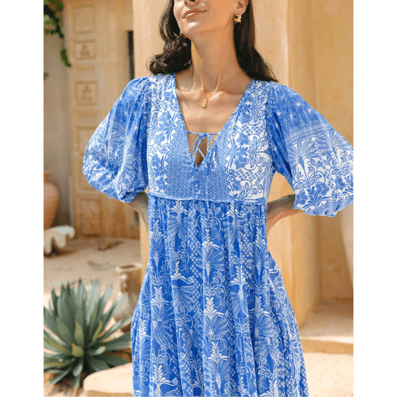 Abito lungo Rosina Looksy – Stampa bohémien astratta e vestibilità fluida a strati
