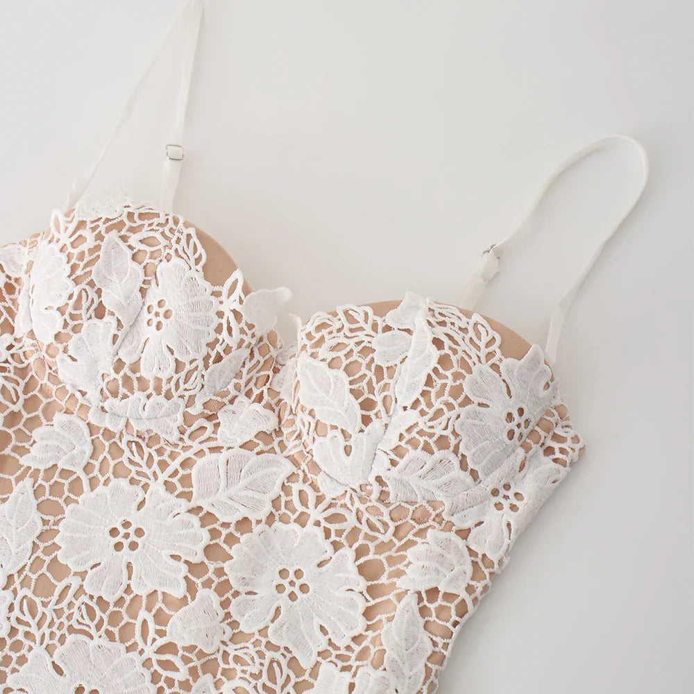 Abito da sera in pizzo da donna Kristine - Scollo a cuore, spalline sottili - Elegante abito lungo per matrimoni ed eventi formali
